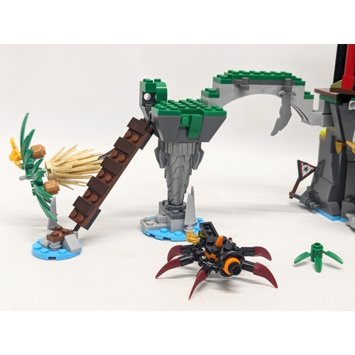 518 - A Lego Ninjago Tiger Widow Island set