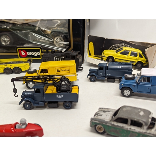 533 - A collection of model cars and trucks, including Corgi, Matchbox, Lledo, Brumm, etc.