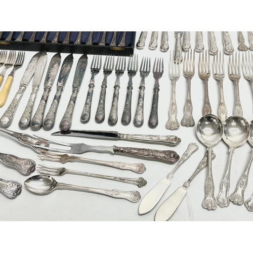 492 - A large collection of 19th and early 20th century silver plated cutlery.