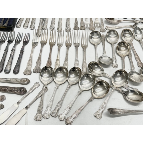 492 - A large collection of 19th and early 20th century silver plated cutlery.