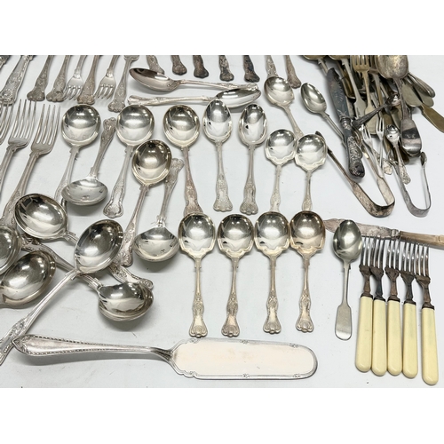 492 - A large collection of 19th and early 20th century silver plated cutlery.