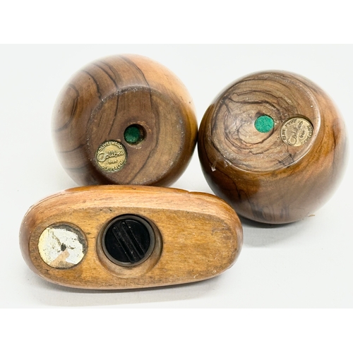 495 - 4 vintage wooden table lights. 2 Olivewood lighters by Calibri and 1 by Ronson.