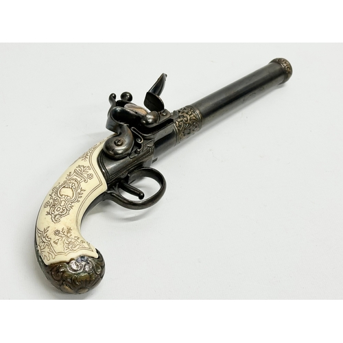 288 - A good quality replica Flintlock pistol. Liege XVIIIE S. 28cm