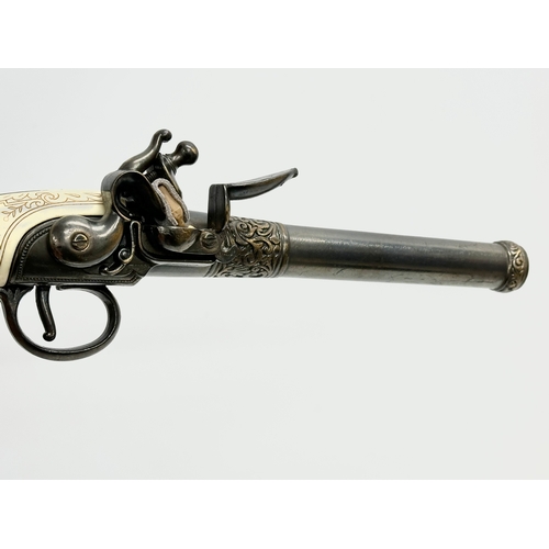 288 - A good quality replica Flintlock pistol. Liege XVIIIE S. 28cm