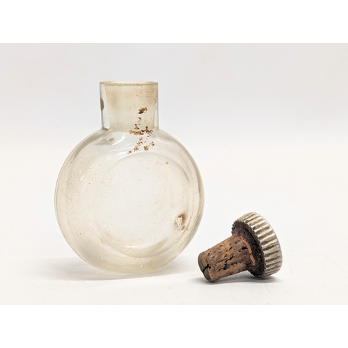 613 - A 19th century silver perfume bottle case with original glass bottle. Birmingham, 1875. Case weighs ... 