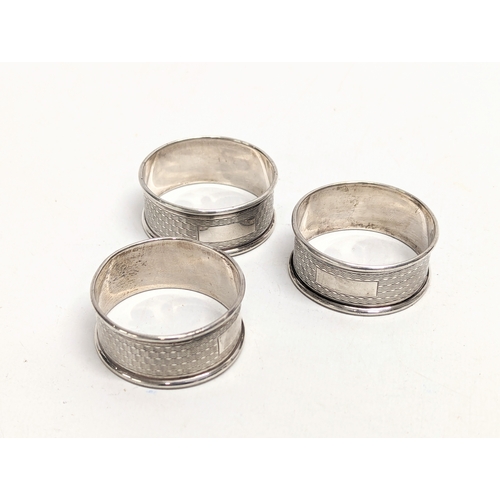 615 - A set of 3 silver napkin rings by William Adams Ltd. Birmingham, 1949. 25.8g