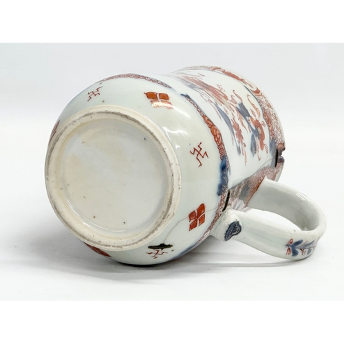 50 - An 18th century Chinese early Qianlong (1735-1799) tankard mug. Circa 1840. 14x9.5x14cm