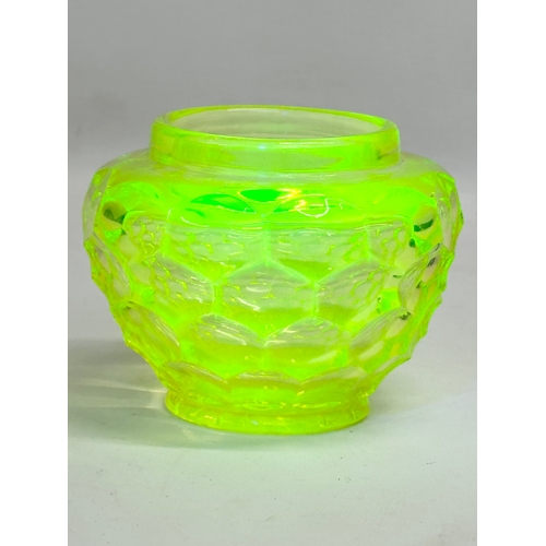 336 - A 3 piece vintage Uranium Glass vanity set. 14cm