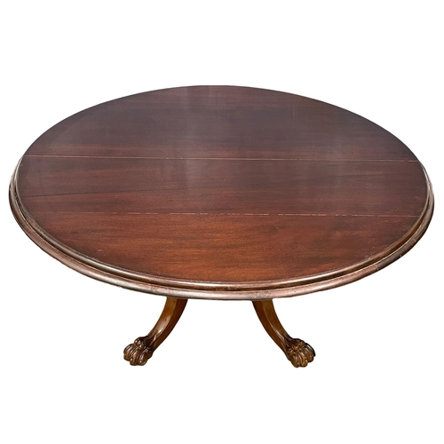 1185 - A large early Victorian mahogany pedestal dining table. Circa 1840. 152x76cm