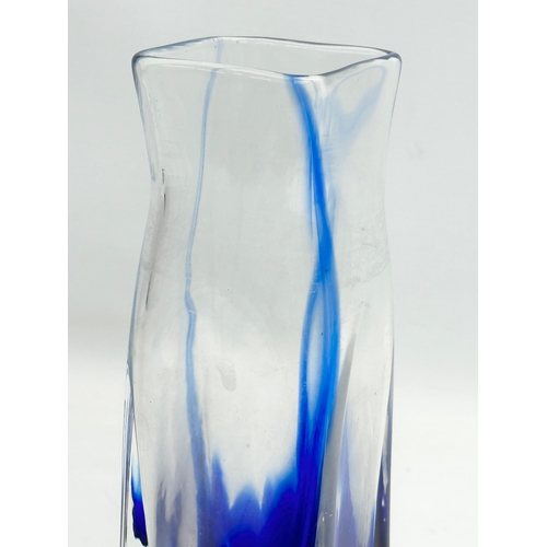 4 - An Art Glass vase by Jaroslav Svoboda. 21cm