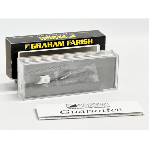 445 - A Graham Farish Masterpieces in Miniature J94 68012 BR Black model train by Bachmann. 16cm