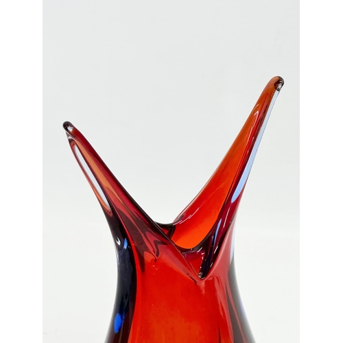 58 - A Murano Sommerso Glass vase designed by Flavio Poli for Seguso. 18cm