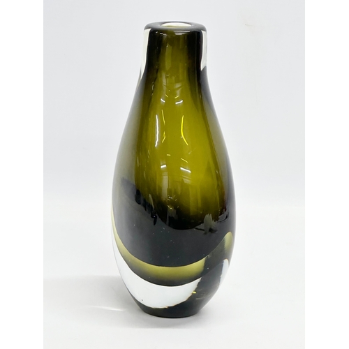 61 - A Murano Sommerso Glass vase designed by Flavio Poli for Seguso Vetri d'Arte.13x23cm