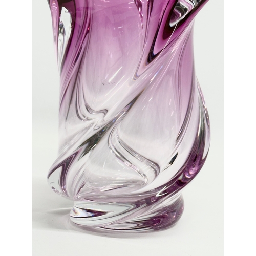 63 - A Val Saint Lambert ‘Swirl’ Glass vase. Signed. 13x18cm