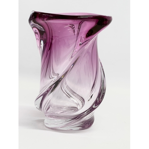 63 - A Val Saint Lambert ‘Swirl’ Glass vase. Signed. 13x18cm