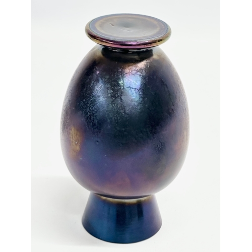 64 - An early 20th century iridescent glass vase by Kralik. Circa 1900. 10x16cm