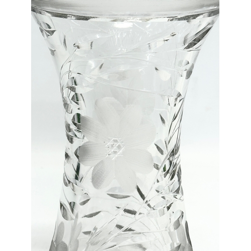 150 - A large early 20th century good quality cut glass vase with etched sunflowers. Circa 1910. 31cm