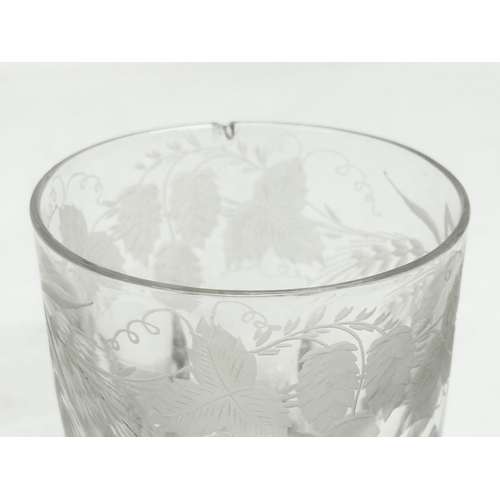 107 - A rare Victorian ‘Last Drop’ whisky glass with etched leaves and pinecones. Circa 1860-1880. 9x9.5cm