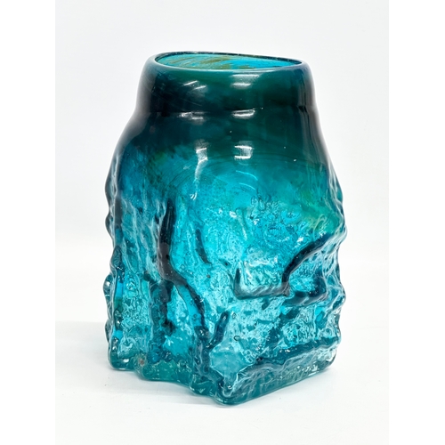 133 - A ‘Textured Bark’ vase designed by Michael Harris for Mdina. 13x11x18cm