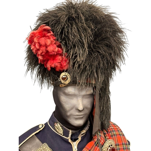 119A - A vintage Scottish Highlanders pipe band uniform on mannequin, 186cm