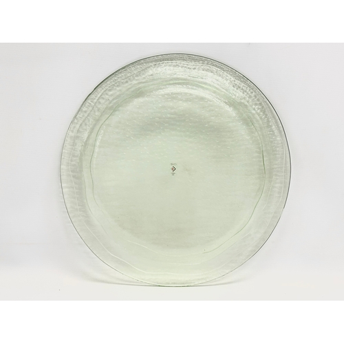 136 - A large Italian glass centrepiece bowl by Cive. 37.5cm