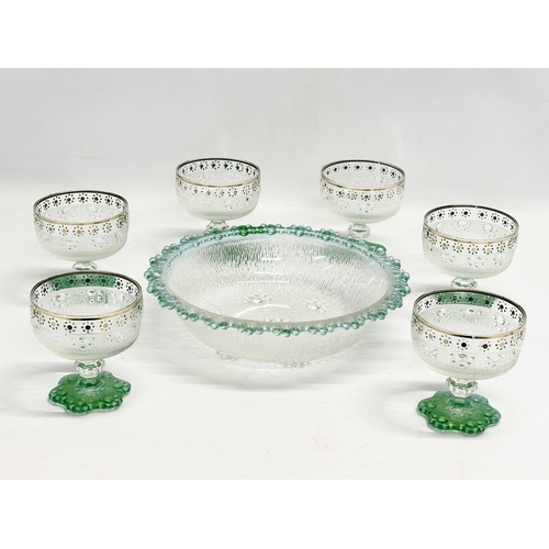 137 - A 7 piece Italian bubble and frosted glass cocktail drinks set by Masserini Barocco. Mid 20th centur... 