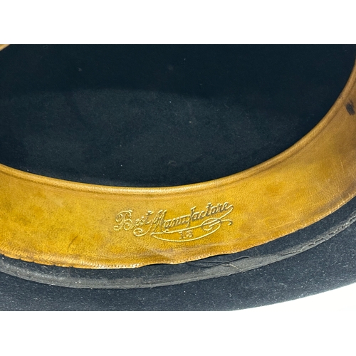 74 - A vintage bowler hat with original box. Best Manufacturer.