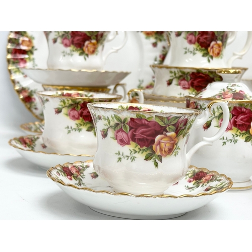 145 - 32 piece of Royal Albert ‘Old Country Roses’ tea service. 2 salad plates, a vase, sugar bowl with li... 