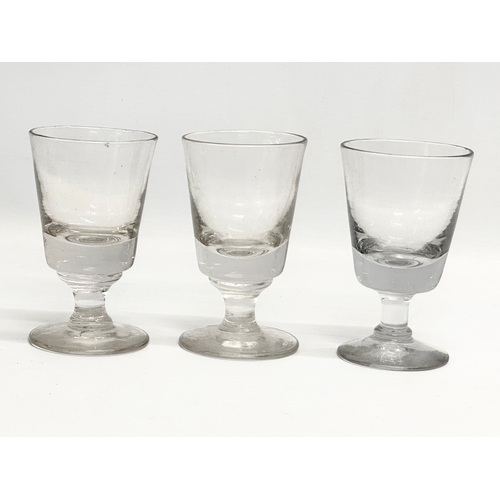 78 - A set of 8 19th Century Victorian glass rummers/dram glasses. Circa 1850-1870. 11cm.