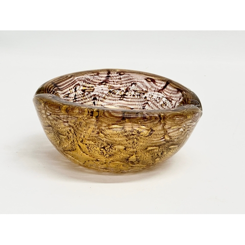 18 - A Mid 20th Century Murano Glass bowl by Barovier Toso. 15x13x5cm