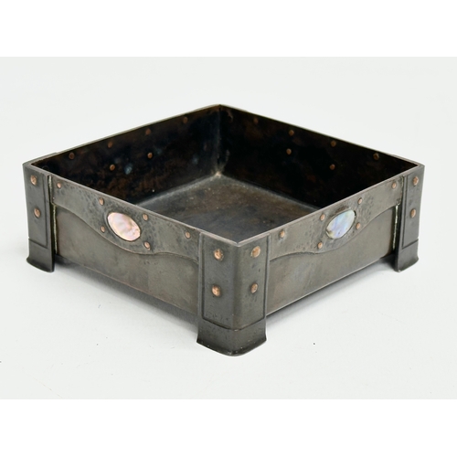 19 - Albert Edward Jones (1878-1954) Arts & Crafts copper and Mother of Pearl casket. Circa 1900-1910. 10... 