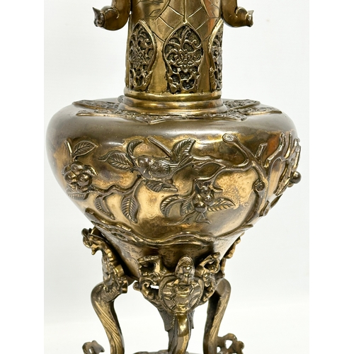 47 - A large good quality 19th Century Japanese Meiji Period bronze vase. Circa 1870-1890. 51cm