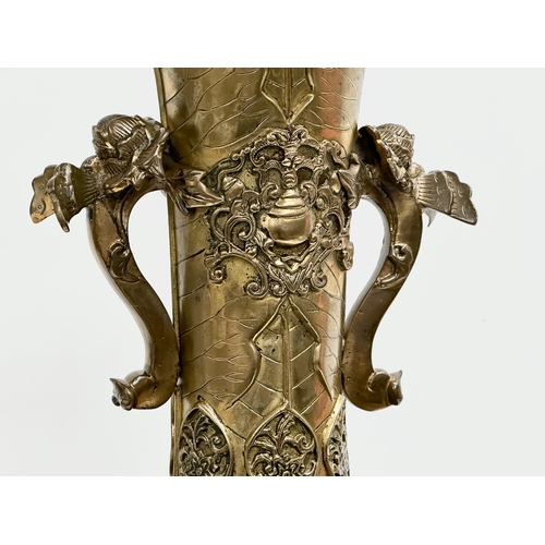 47 - A large good quality 19th Century Japanese Meiji Period bronze vase. Circa 1870-1890. 51cm