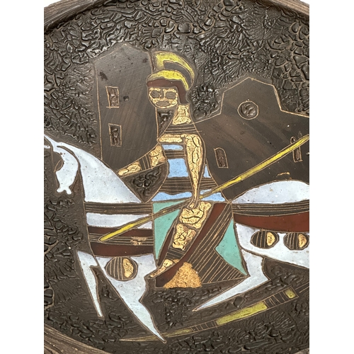 6 - A large Mid 20th Century wall plaque/bowl by renowned pottery maker Manuel Benlloch. 31x36x5cm