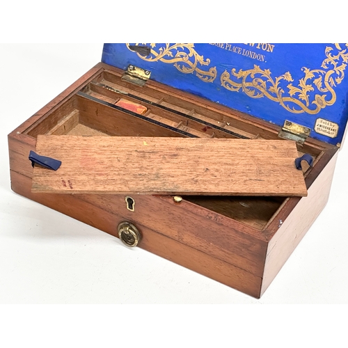 26 - A Mid 19th Century Victorian Winsor & Newton mahogany artists box. 21x12.5x6.5cm