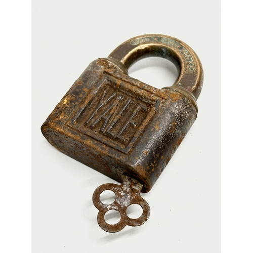 29 - 4 Victorian heavy padlocks with an Early 20th Century Yale padlock. Improved Patent Tumbler etc. 11c... 