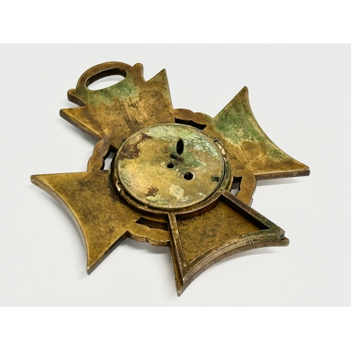 33 - A good quality Early 20th century German brass Strut clock. 9x10.5cm