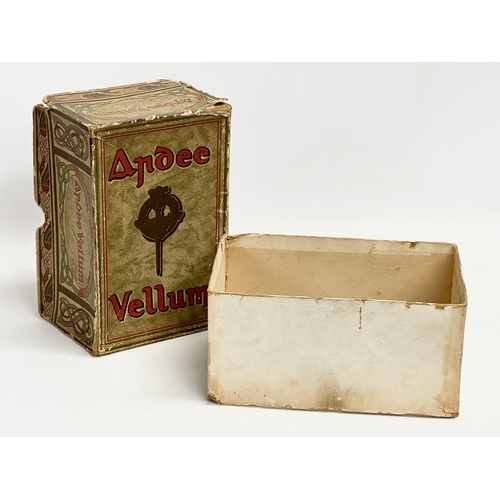 64 - An Ardee Vellum storage box. Early/Mid 20th Century. 20x13x10cm