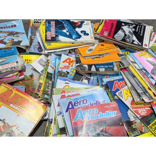 678 - A large collection of vintage Aero Modeller magazines, and Model Aircraft magazines. Circa 1960s, 19... 