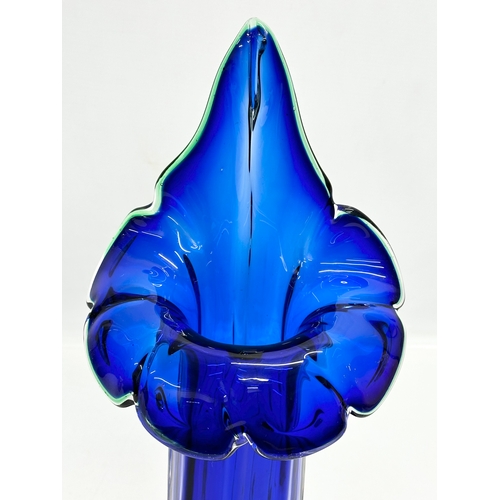 62 - A Mid 20th Century Art Glass vase. 17x38cm