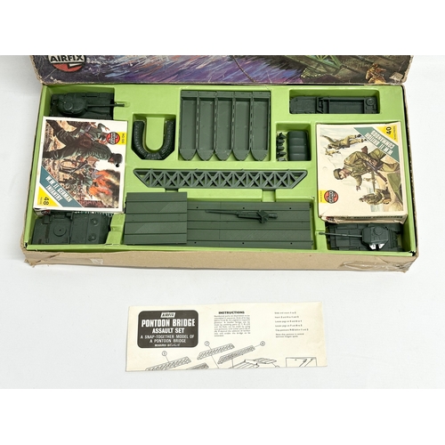 435 - A 1970’s Airfix Pontoon Bridge Assault Set.