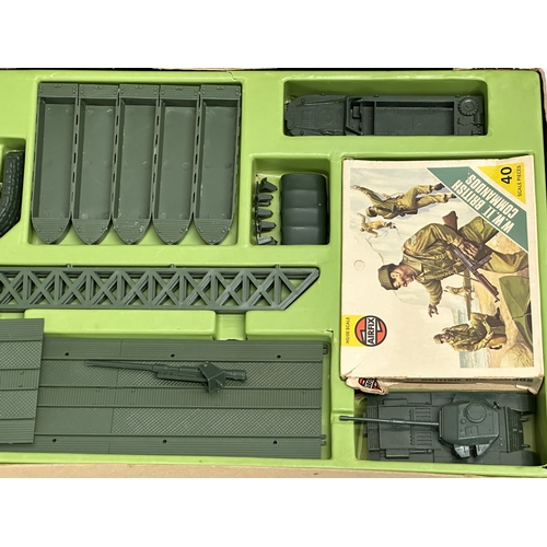 435 - A 1970’s Airfix Pontoon Bridge Assault Set.