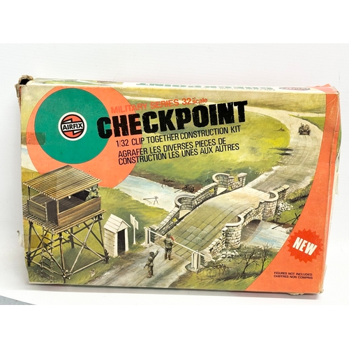 436 - A vintage Airfix Military Series Checkpoint. 1/32.