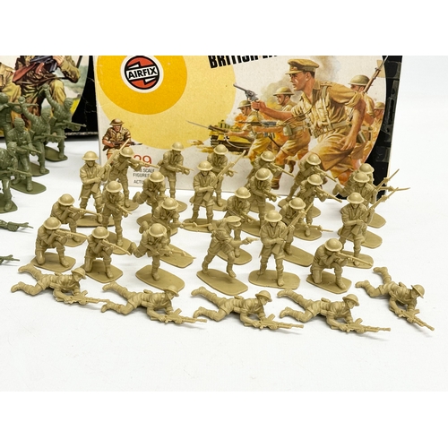 442 - 2 boxes of vintage Airfix Military Series model soldiers. Airfix Military Series British Commandos 2... 