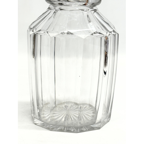 128 - A William IV/Early Victorian 3 ring slice cut decanter. Circa 1830-1840. 27.5cm