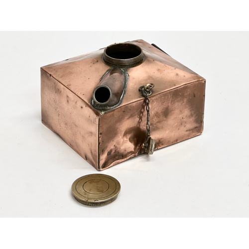 185 - A Victorian copper Sirram camping kettle. 14x12x10cm