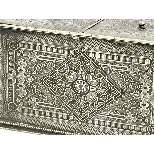 101 - A good quality Late 19th Century James Dixon & Sons silver plated tea caddy. 17x9.5x9.5cm