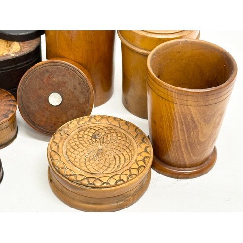 203 - A collection of 19th and 20th Century Treen Ware.