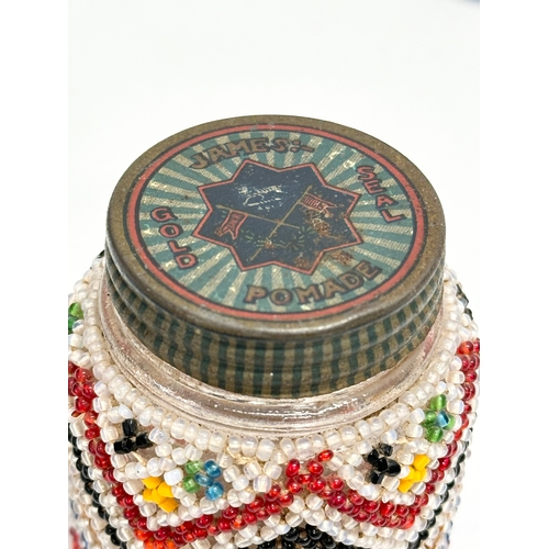 206 - 2 pieces of Native American beadwork. Inkwell and jar. 6cm