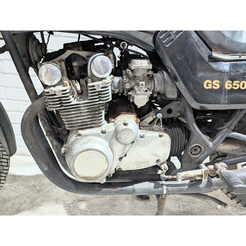 25 - A Suzuki GS650 Katana 1981 with Documents